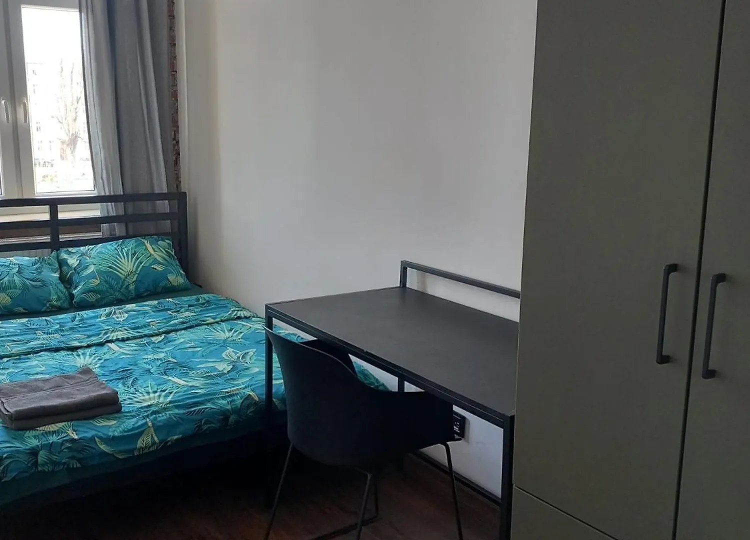 Bed & Breakfast 10Wygodny Pokoj W Centrum Wroclawia
